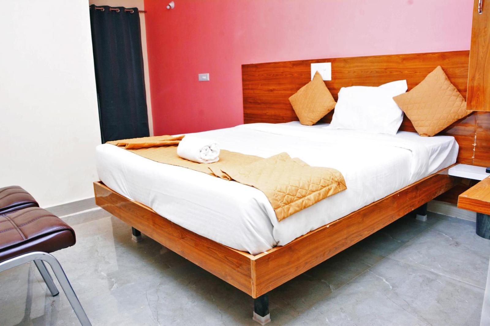 Udupi Deluxe Lodge Gulbarga Kalaburagi Zewnętrze zdjęcie