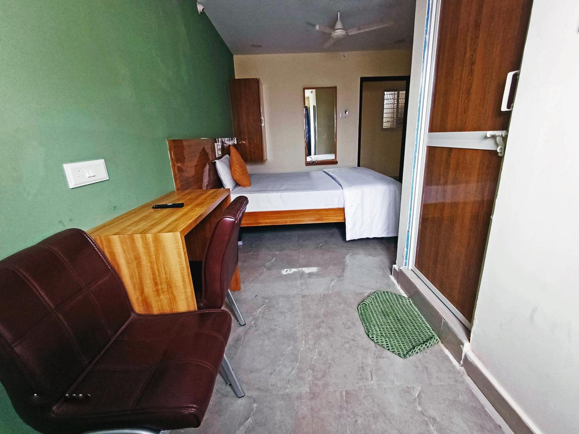 Udupi Deluxe Lodge Gulbarga Kalaburagi Zewnętrze zdjęcie